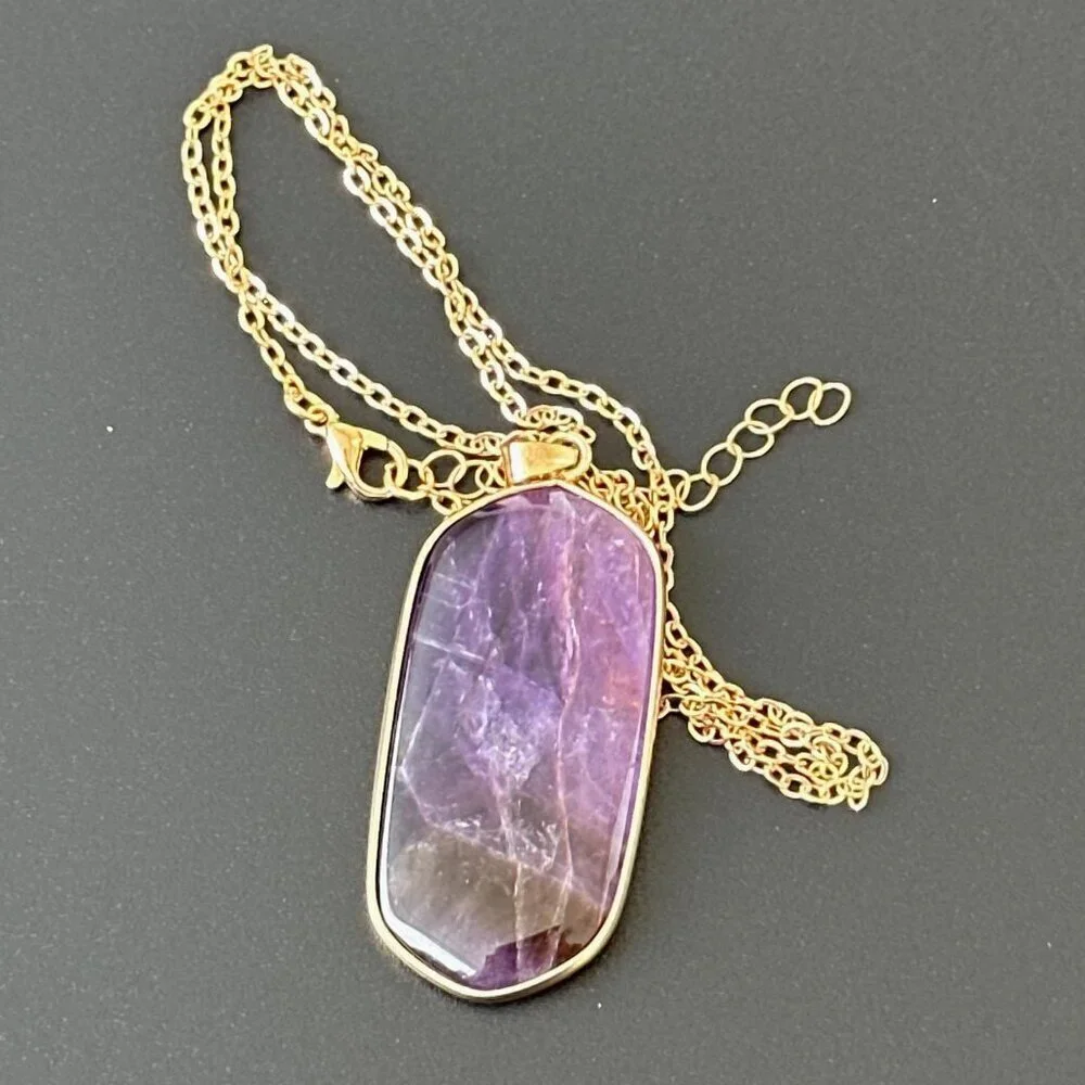 Natural Quartz Amythest Pendant Necklace Purple Gold Tone Adjustable Length